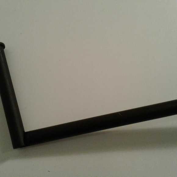 Black Metal Toilet Paper Holder - Picture 2 of 8